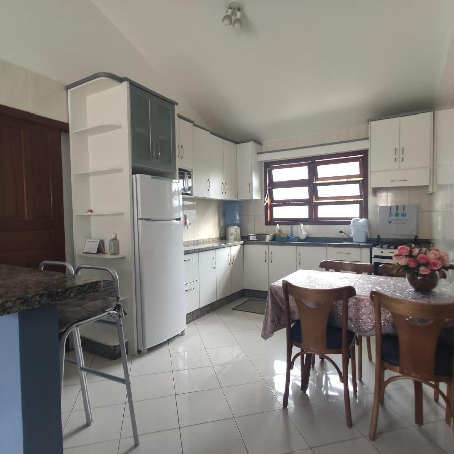 Casa De 2 Quartos Na Praia Da Joaquina Флорианополис Экстерьер фото